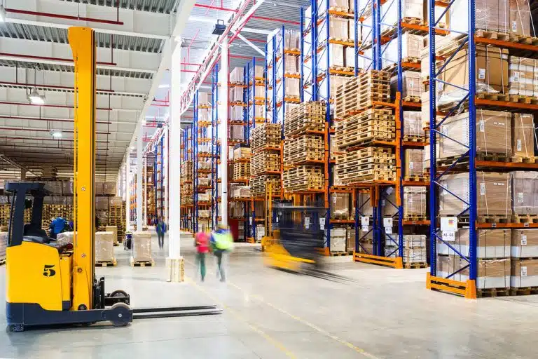 Top Challenges Facing 3PL Warehousing Providers and How to Overcome 2 - 3PL Warehousing Providers