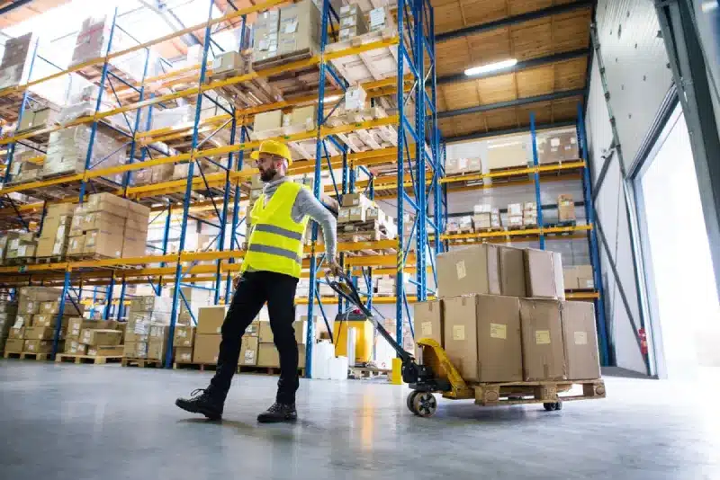 Streamlining Your Warehouse Receiving Process 3 - warehouse management software
